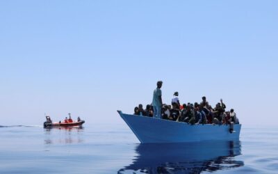 Migranti: chiusi 728 siti internet in mano a trafficanti